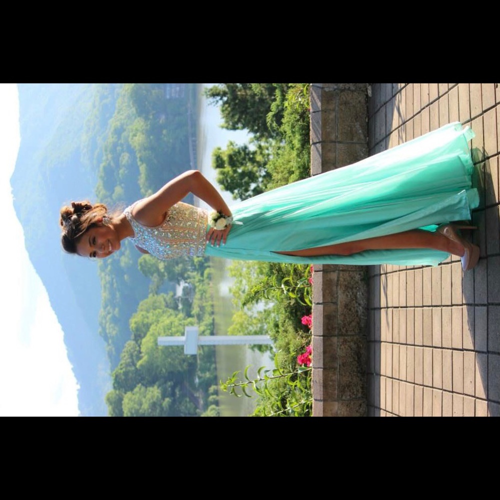Prom dress